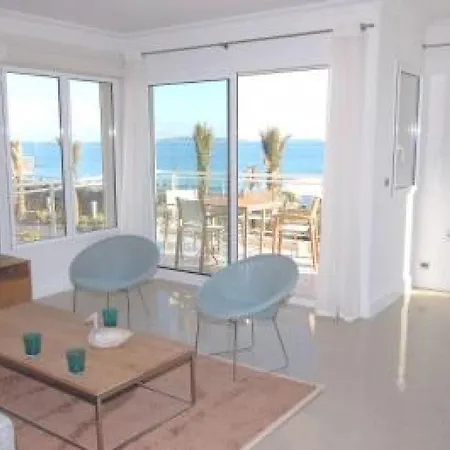 Stunning 2 Bed, 2 Bath On The Sea Front Has Swimming Pool And Is A Secure Modern Building 464 * Cannes